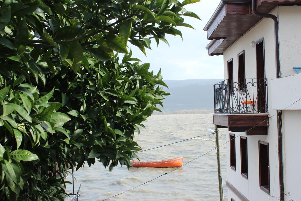 Faik Bey Konagi Golyazi Exterior foto